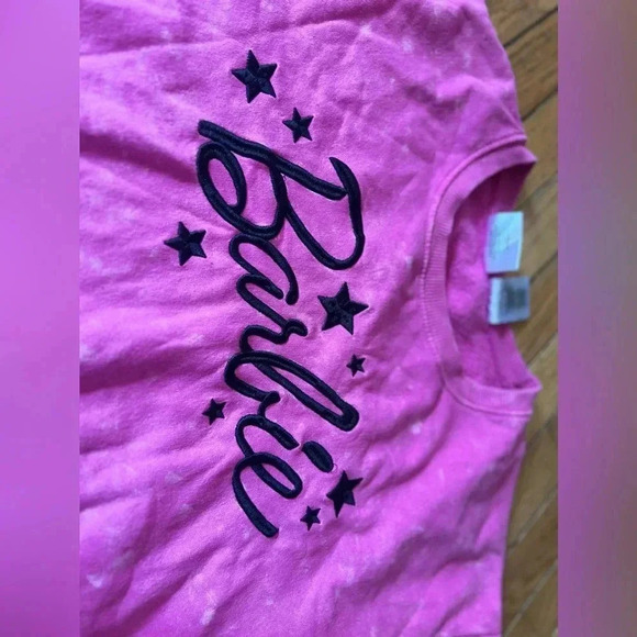 Barbie Mattel 2023 Sweatshirt Women’s Medium Crew neck Malibu California Pink - Picture 7 of 7